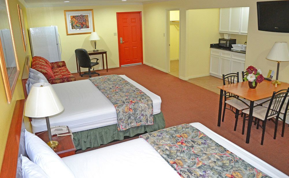 Executive Inn & Suites Magnolia Exterior photo